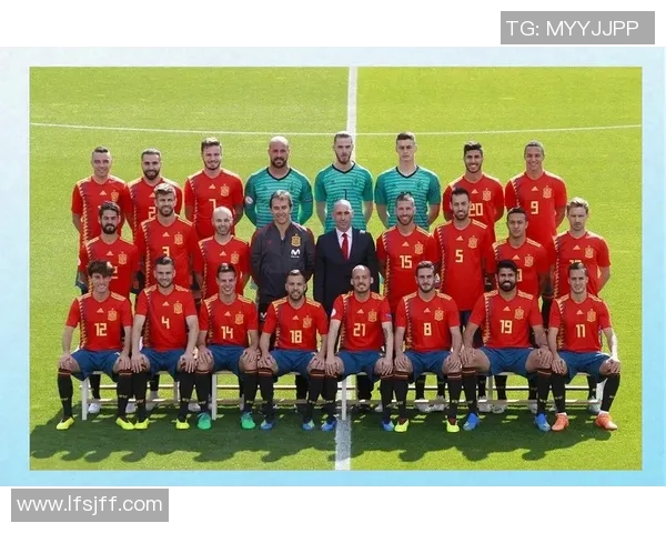 西班牙足球历史上的传奇明星球员盘点与成就回顾